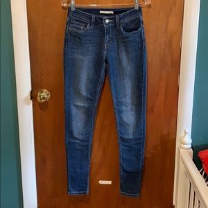 Levi’s 535 Super Skinny Jeans 27